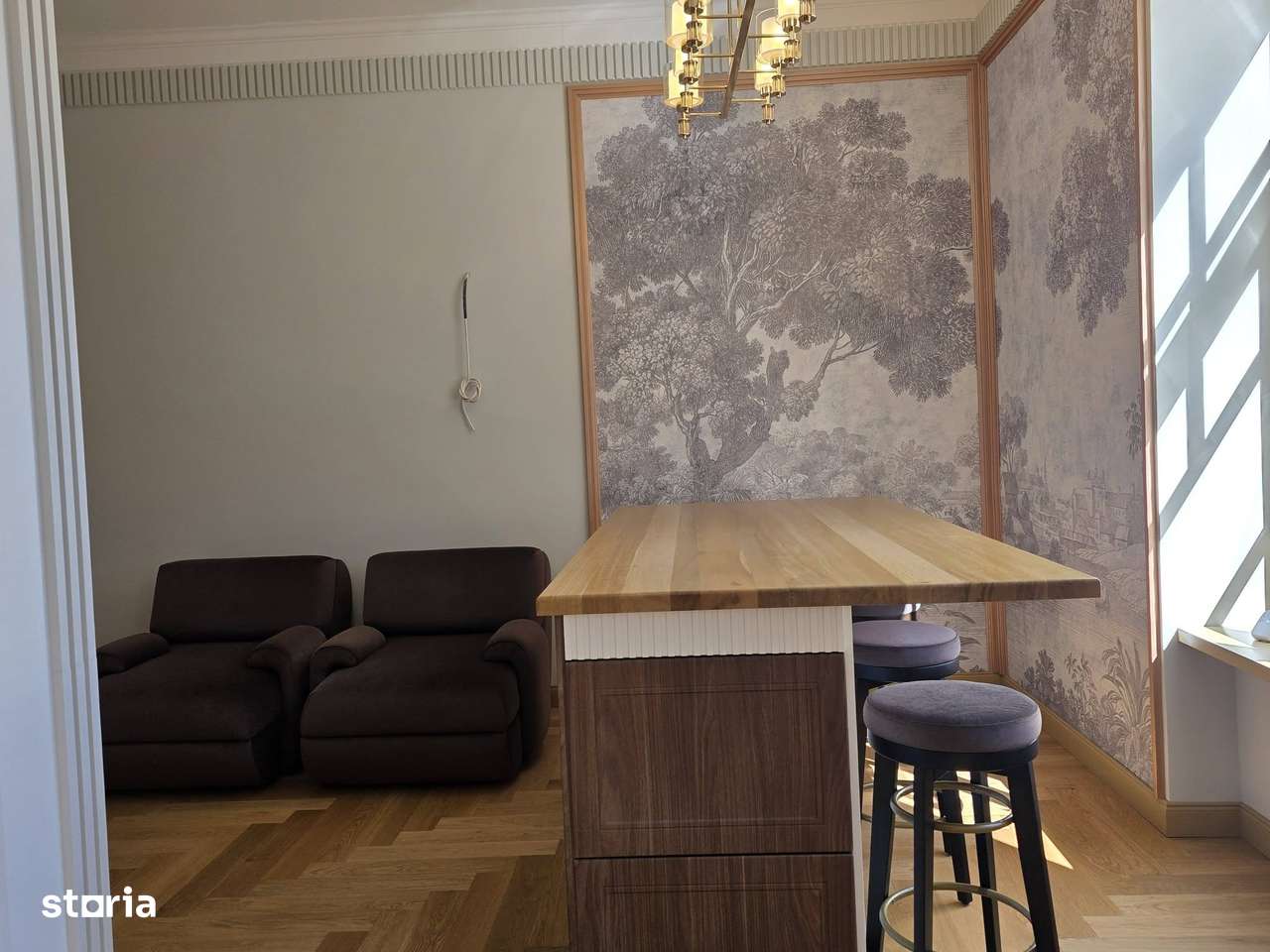 VINDEM APARTAMENT, O PROPRIETATE DEOSEBITĂ, ÎN INIMA ORADIEI-15