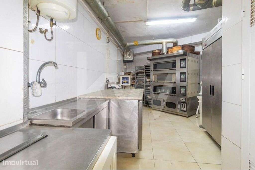 Trespasse Pastelaria/Cafeteria com fabrico próprio-6