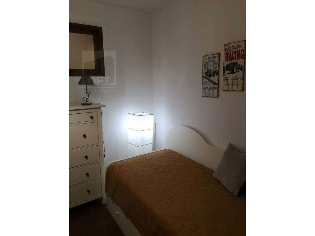 Condomínio com 6 Moradias V2 /V3 Mobiladas e Equipadas-30