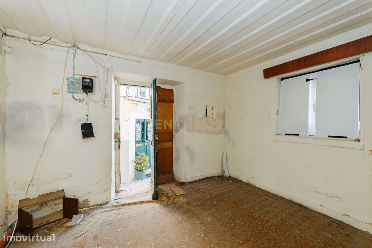 Apartamento para Remodelação à Venda em Alfama - Grande imagem: 4/13