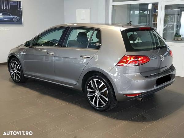 Volkswagen Golf 1.6 BlueTDI DSG Comfortline - 3