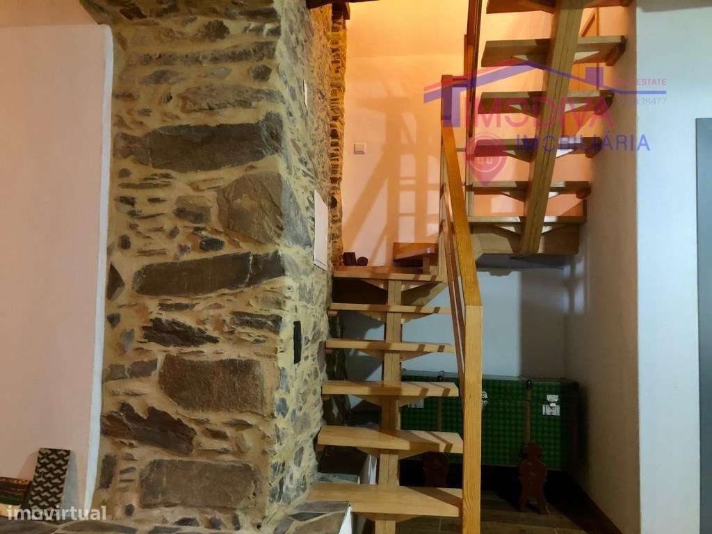Casa de Xisto T2 com licença AL, em Castanheira de Pera-28