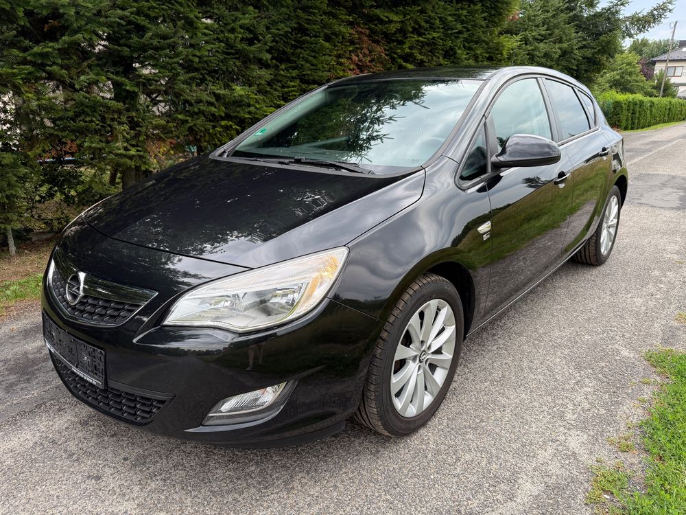 Opel Astra J (2009-2019) 1.4 Turbo Active 2012