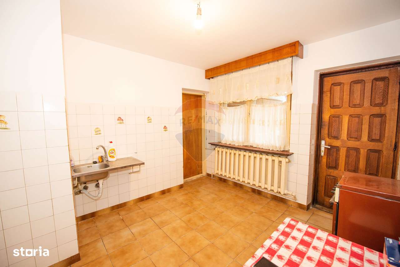 Casa Vila cu 7 camere de vanzare 250 mpu, 200 mp teren,  Buzau-15