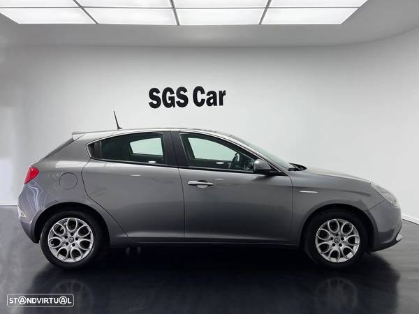 Alfa Romeo Giulietta 1.6 JTDm - 5