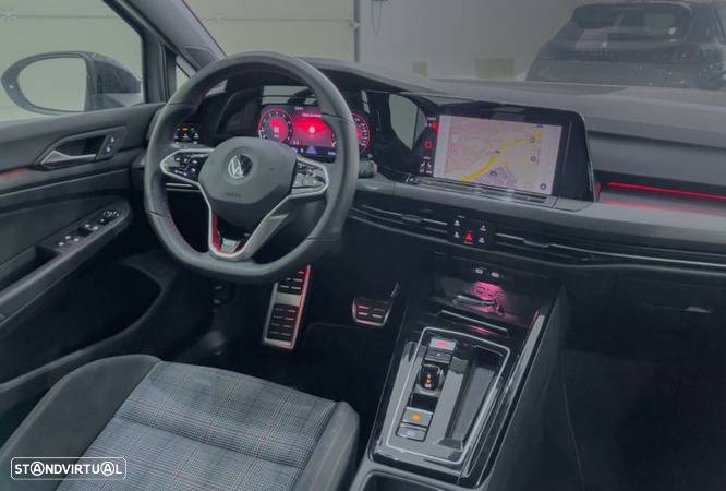 VW Golf 2.0 TSI GTI DSG - 40