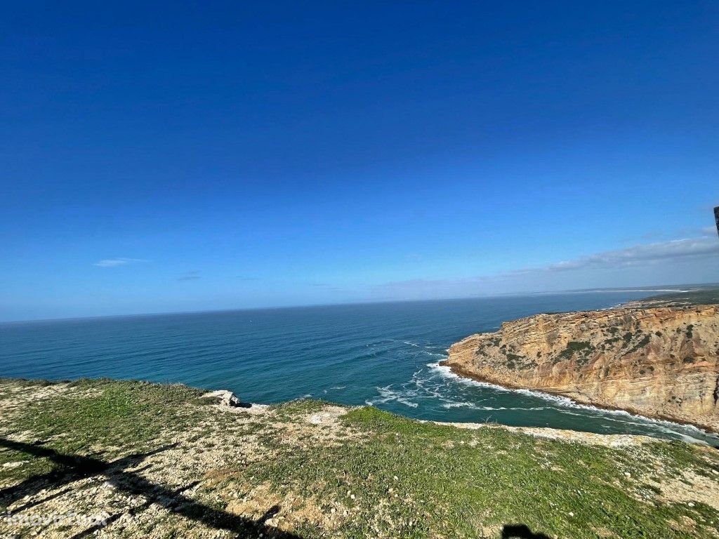 Moradia térrea para venda em Sesimbra