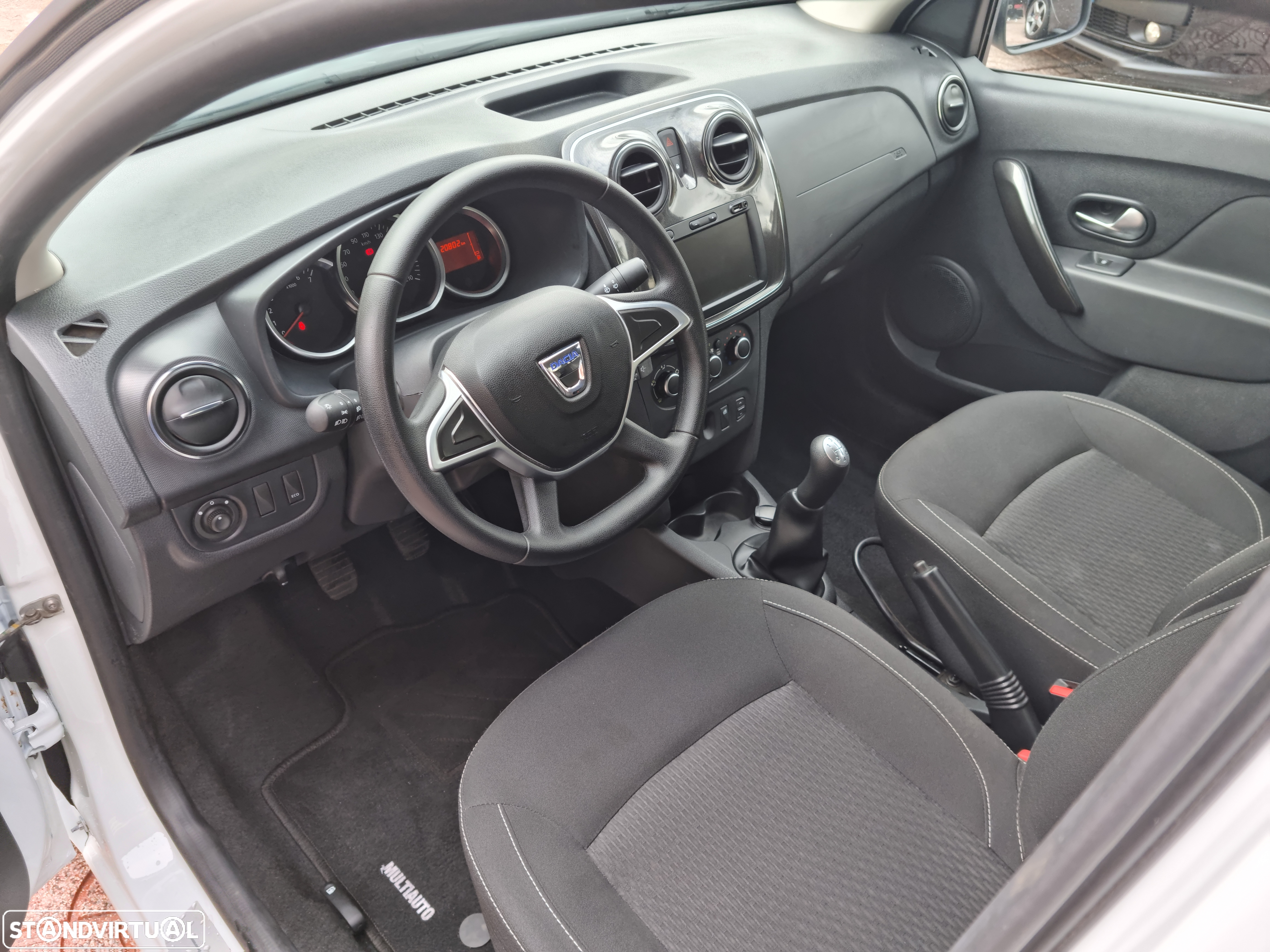 Dacia Logan 0.9 TCe Confort - 16