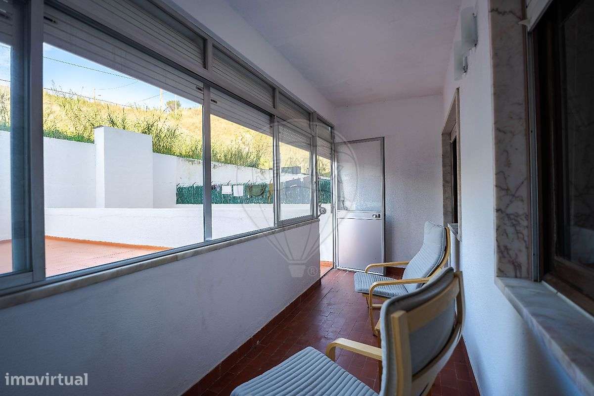 Apartamento T4 c/ Terraço-22