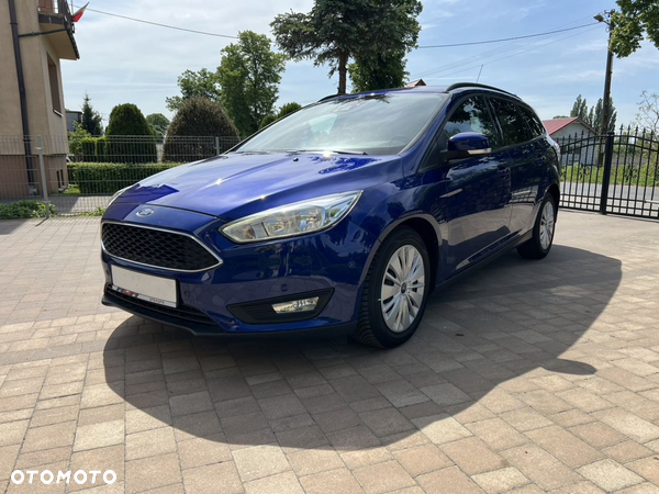 Ford Focus 1.5 TDCi SYNC Edition PowerShift - 6