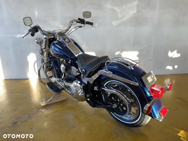 Harley-Davidson Softail Heritage Classic - 17