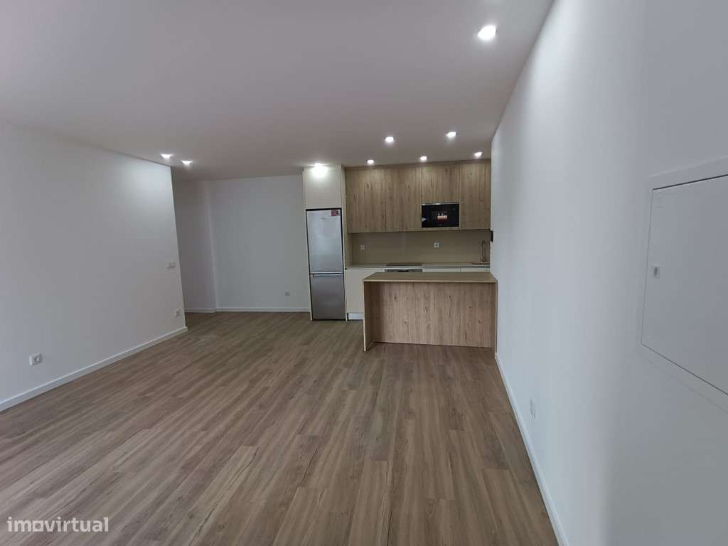 Apartamento T1remodelado para Arrendamento - Grande imagem: 4/17