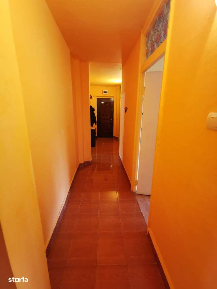 De vanzare apartament 5 camere – Dambovita- 2471-12