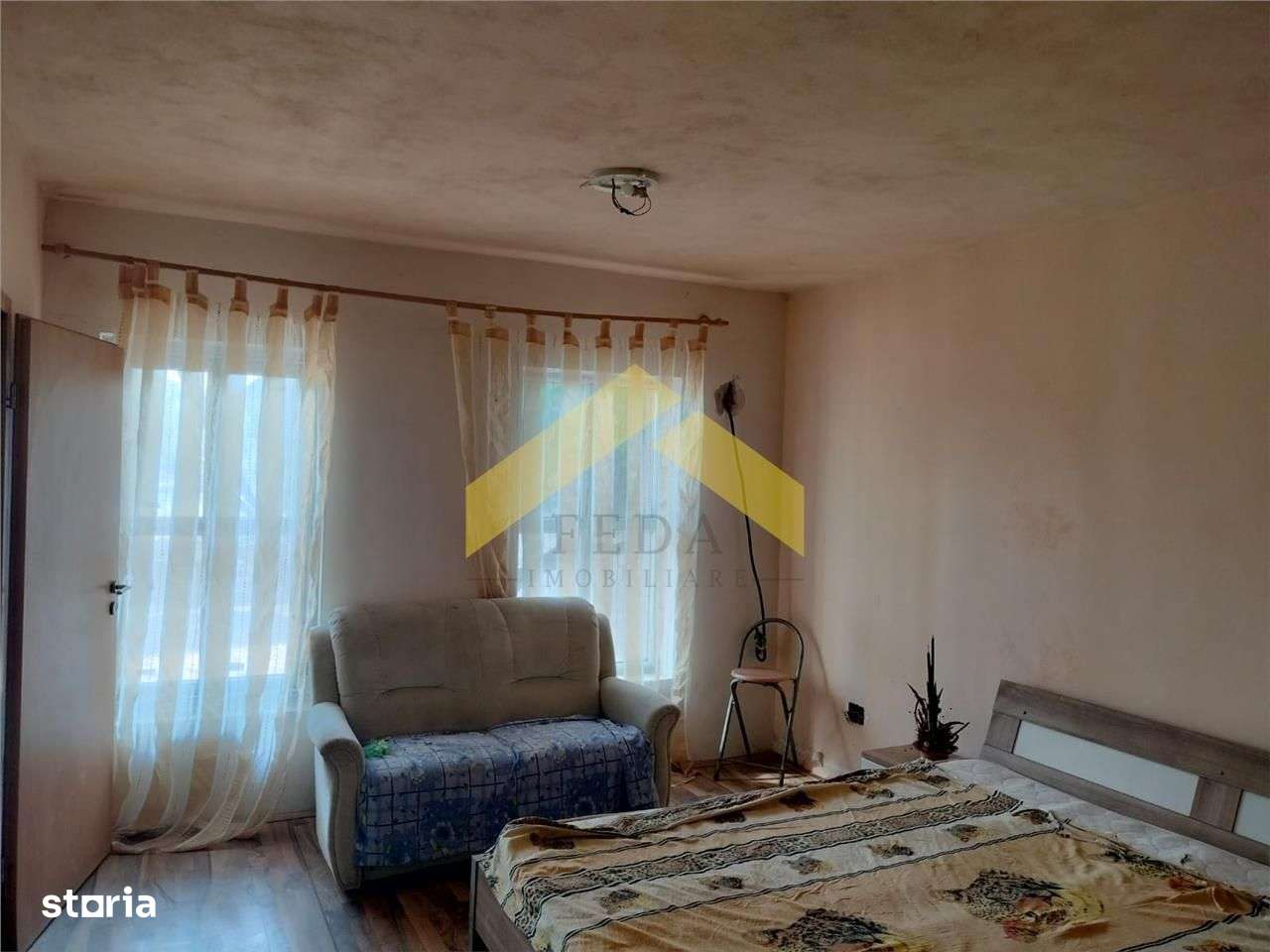 Casa la gri de vanzare in localitatea Fantanele - Imagine principală: 4/11