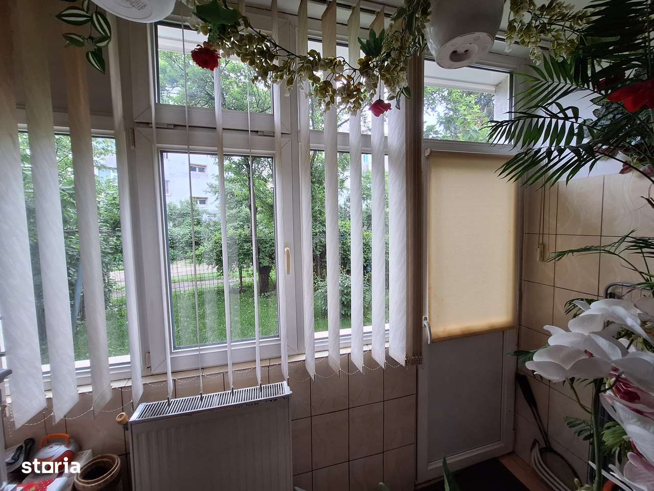 Apartament 2 camere semidecomandate parter,zona Mioritei-6
