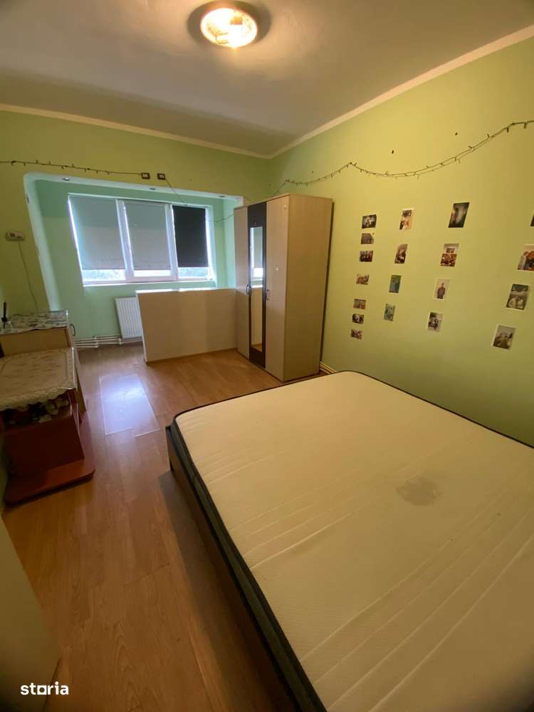 2 DECOMANDATE foarte spatios cu centrala si termopan zona Narcisa-11