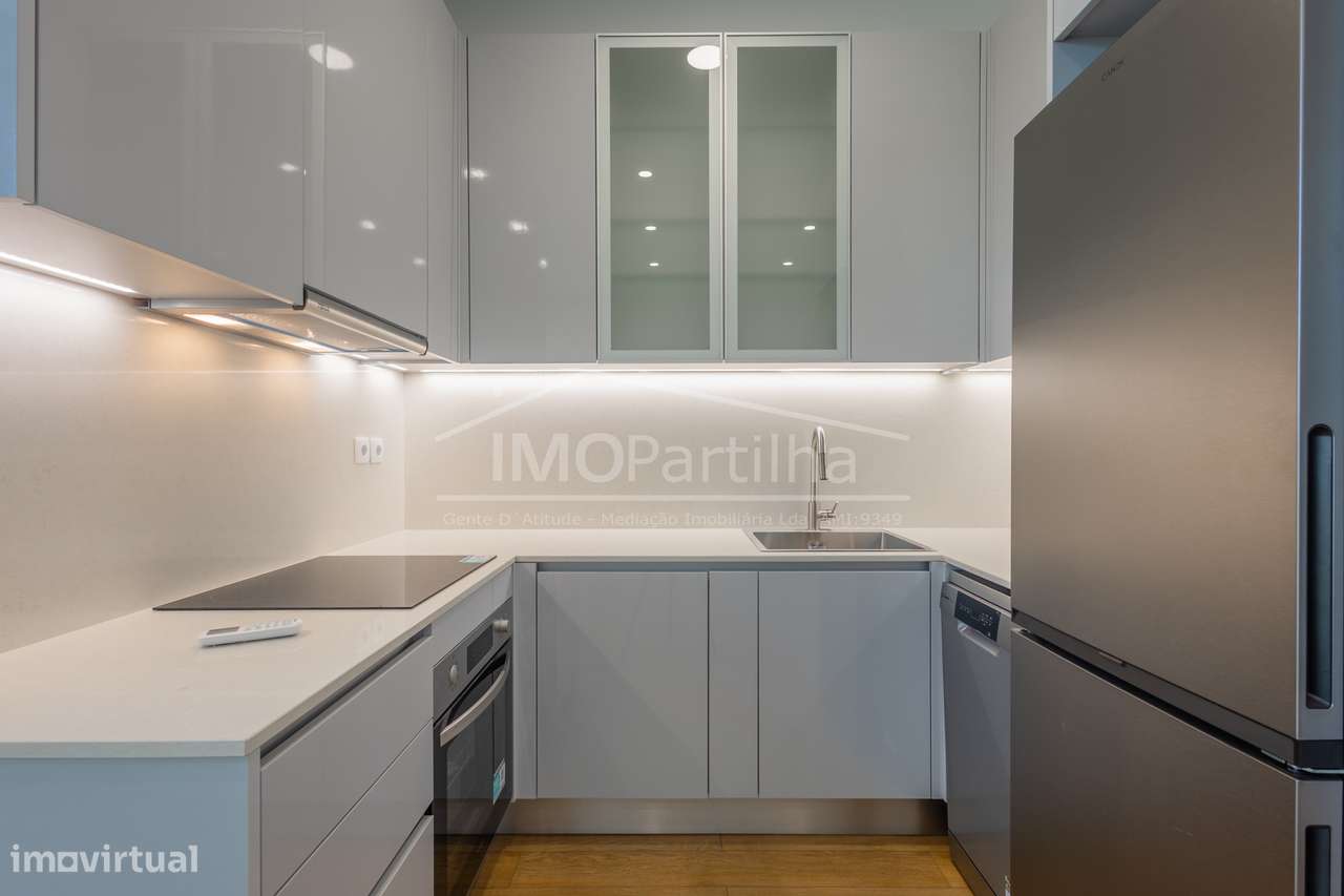 Apartamento T2 Remodelado C/ Terraço em Mira Sintra - Agualva - Grande imagem: 4/20