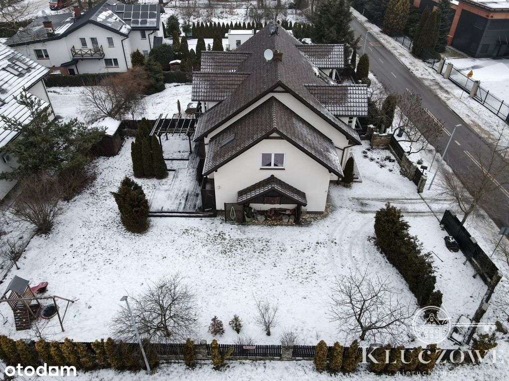 Bliźniak, narożna działka, 4 pokoje, garaż, taras.-19