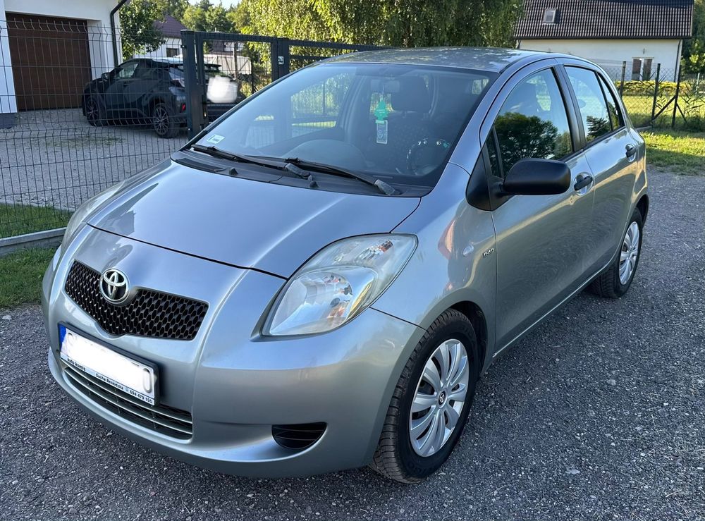 Toyota Yaris II (2005-2011) 1.4 D-4D Luna A/C 2008