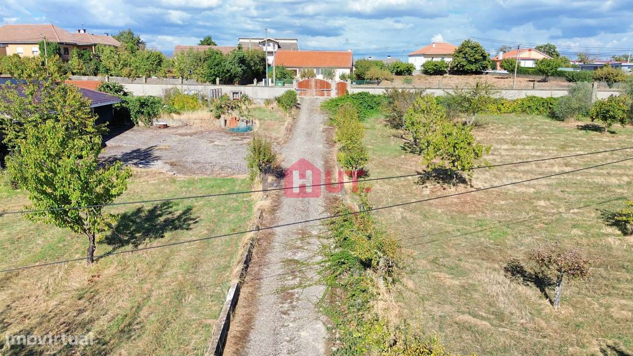 Moradia V4 c/ Piscina Bragança Oportunidade!!!-9