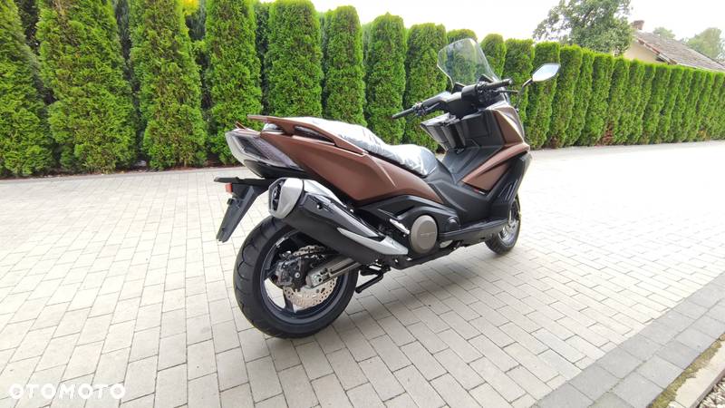 Kymco AK 550 - 7