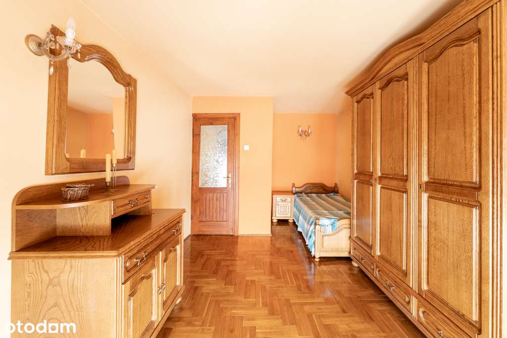 NOWY TARG | PRZESTRONNY DOM | 3 APARTAMENTY-12