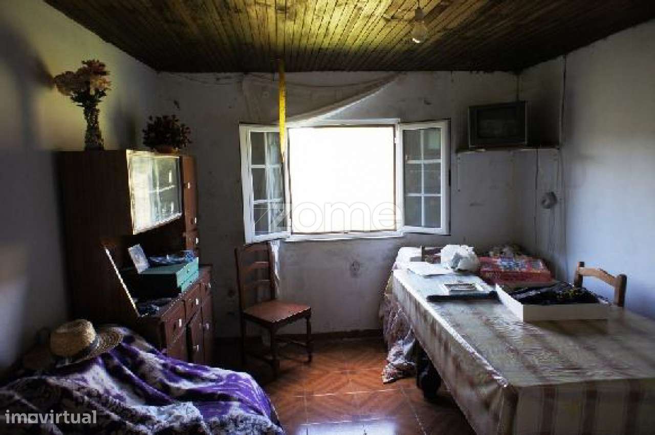 Moradia, 82 m², Cerva e Limões-0