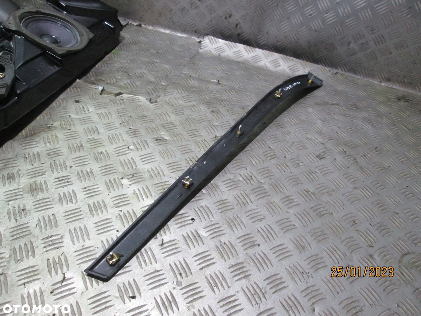 LISTWA DEKOR DRZWI PRAWA PRZÓD BMW E39 LIFT - 4