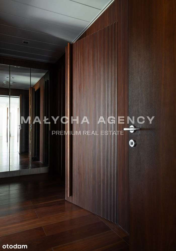 Apartament na 45. piętrze-19