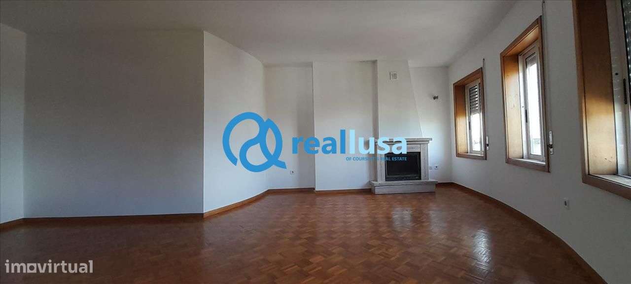 Apartamento T2 c/ garagem Baguim do Monte Gondomar - Grande imagem: 5/23