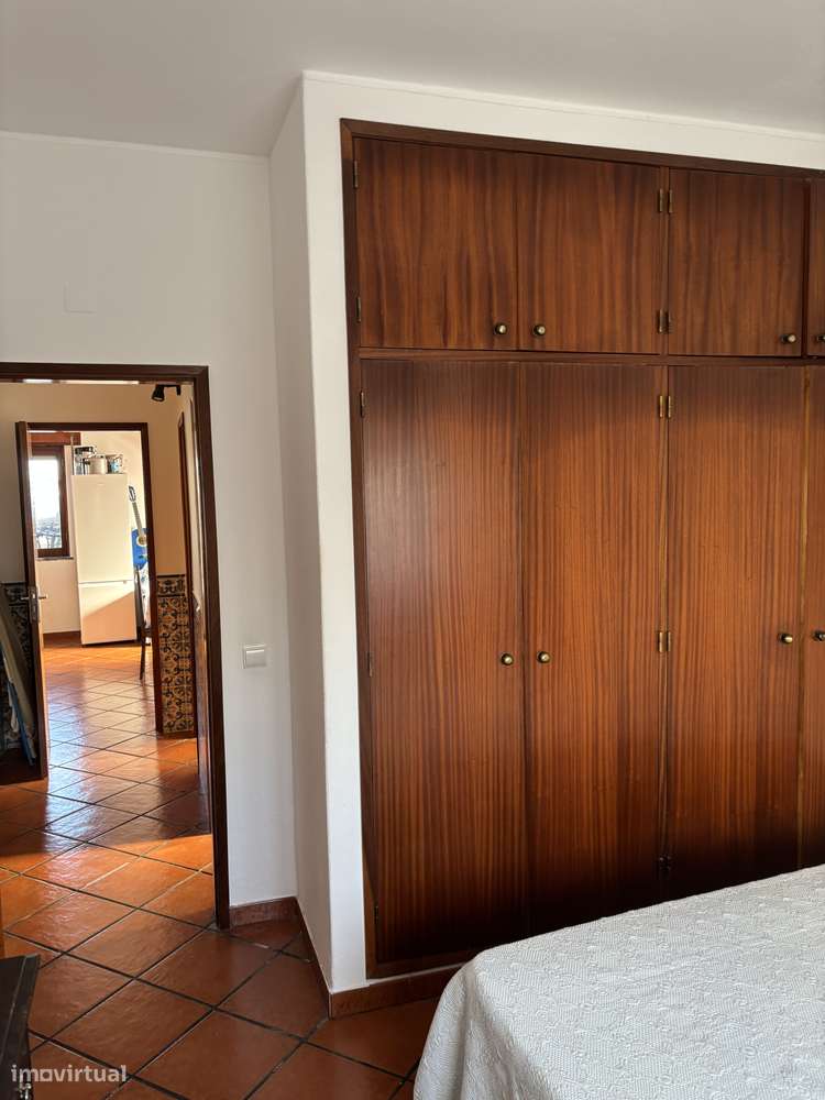 Quarto com despesas incluídas - Grande imagem: 4/6