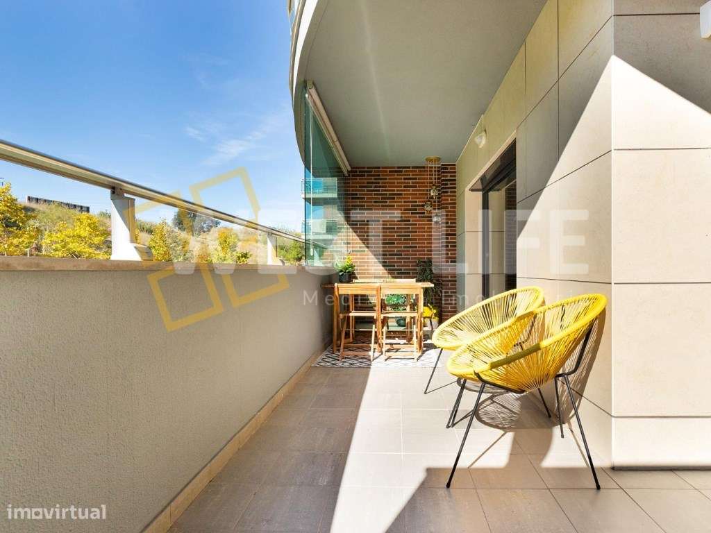 Apartamento T3 em zona nobre - Localização privilegiada - Totalment... - Grande imagem: 3/29