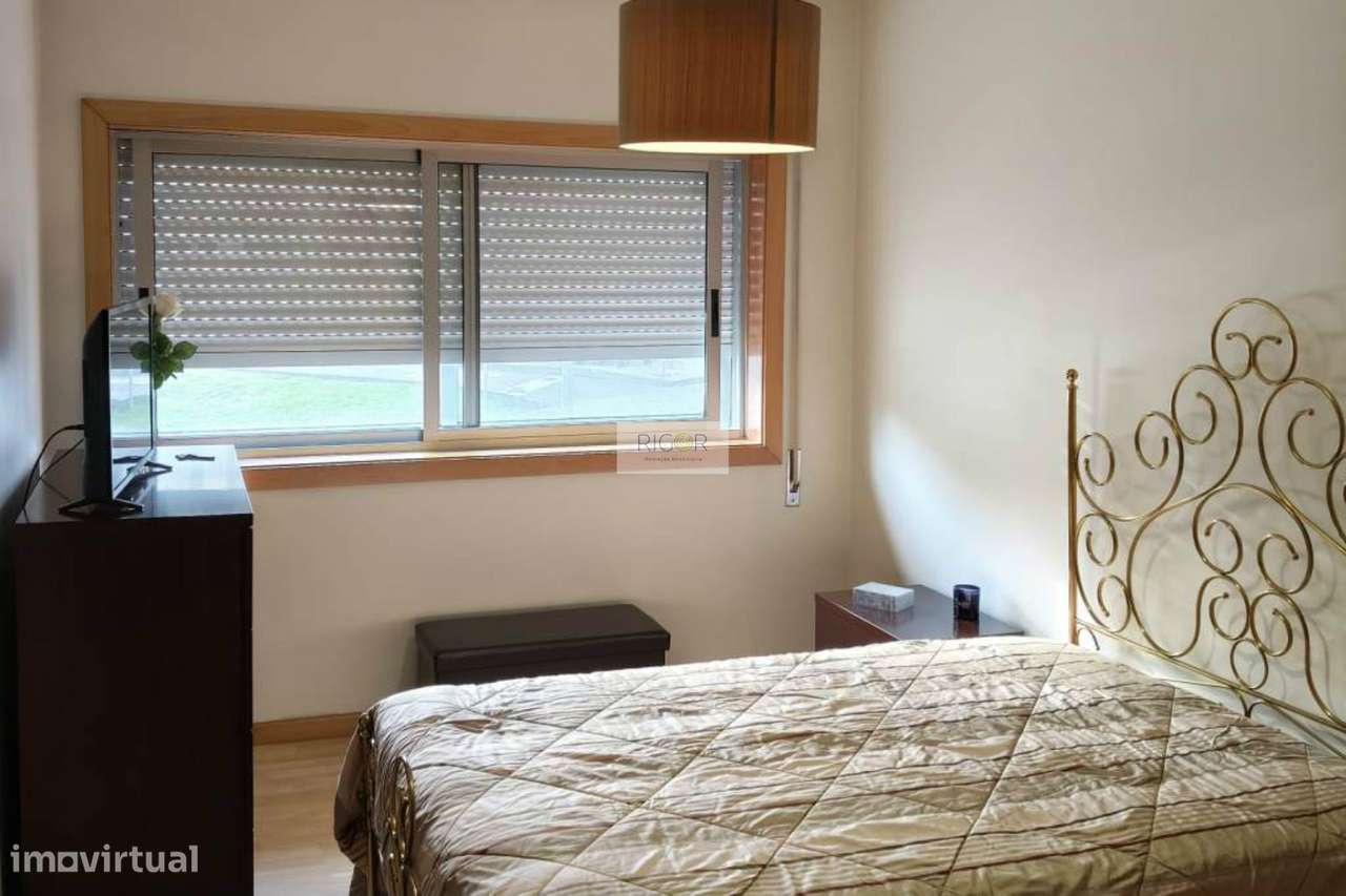 T3 junto ao Metro, a 980mts da praia de Matosinhos-14