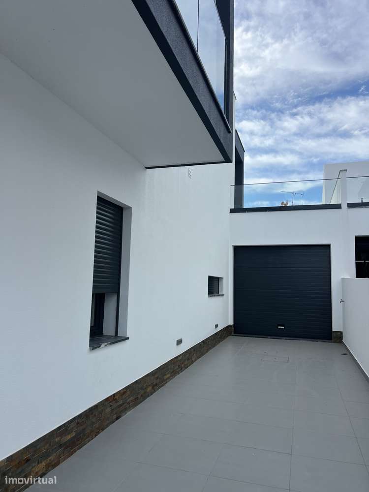 Moradia T4 Loures - Grande imagem: 4/16