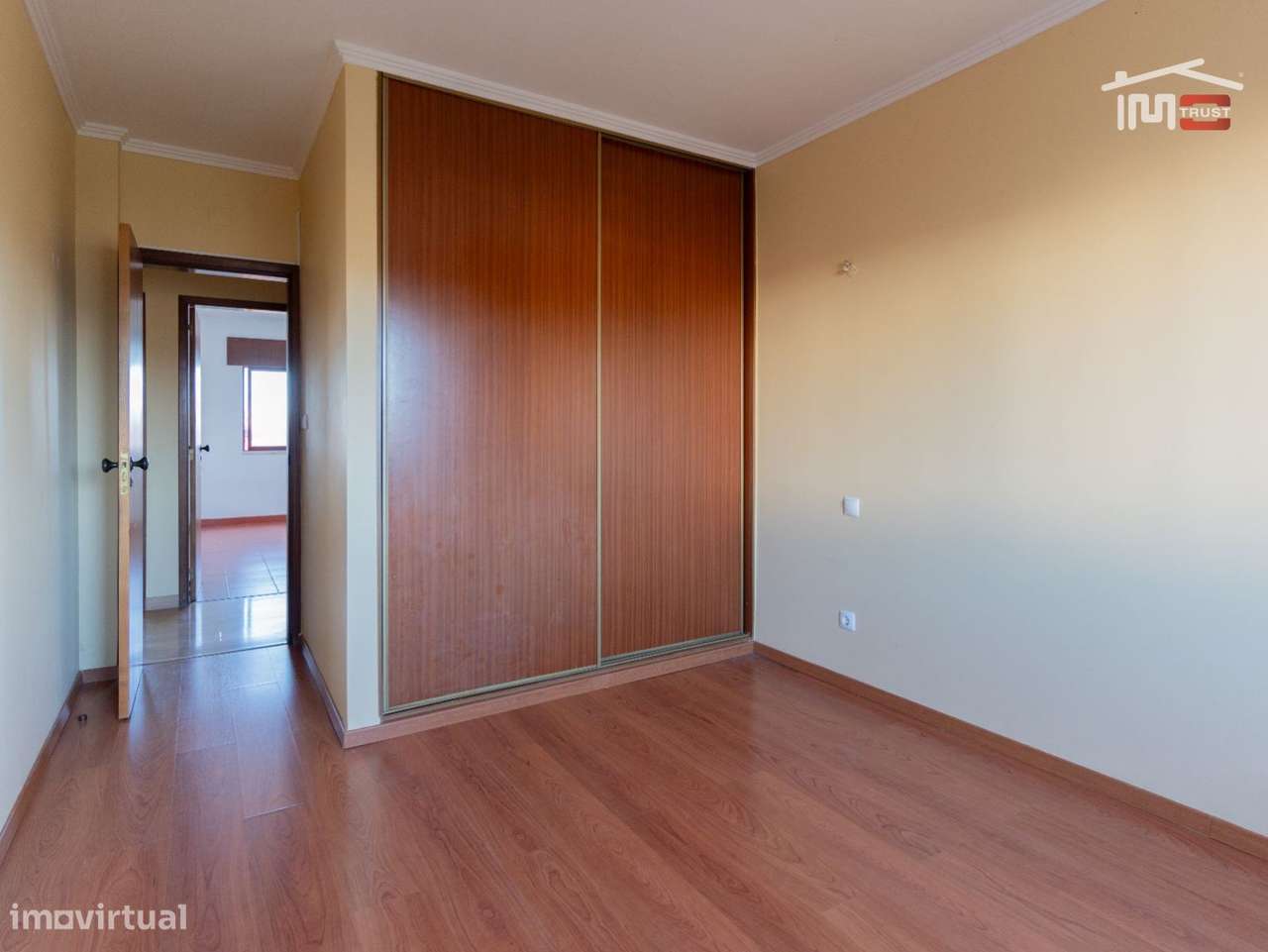 Apartamento T3 Funcional com Excelentes Acessos-9