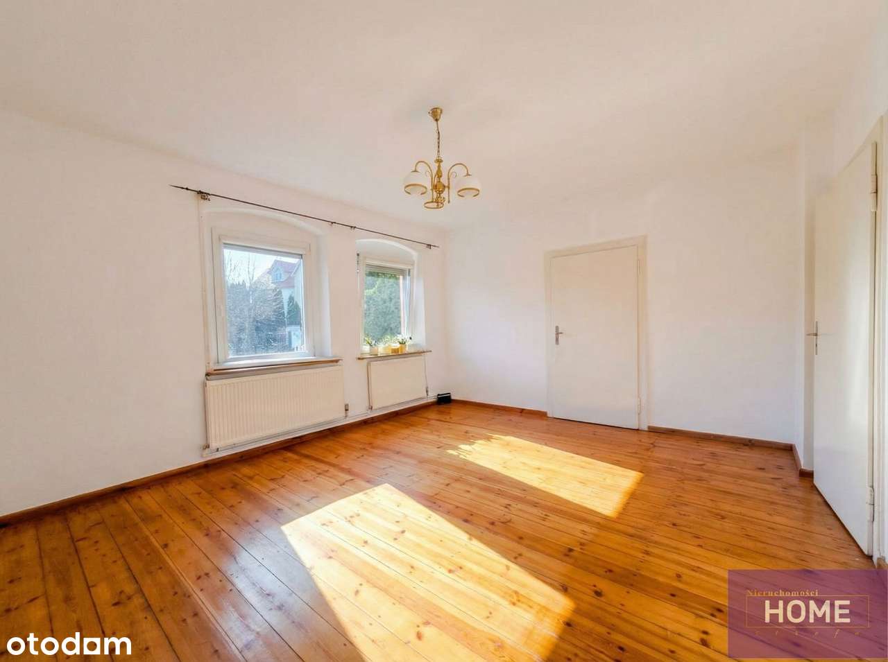 3 pokojowe mieszkanie z ogródkiem na sprzedaż!-0