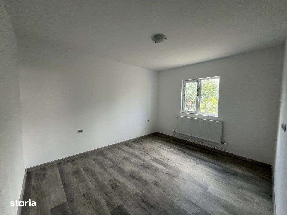 Exclusivitate! Casa cocheta la sol, 3 camere, partea dreapta, Valu lui - Imagine principală: 4/7