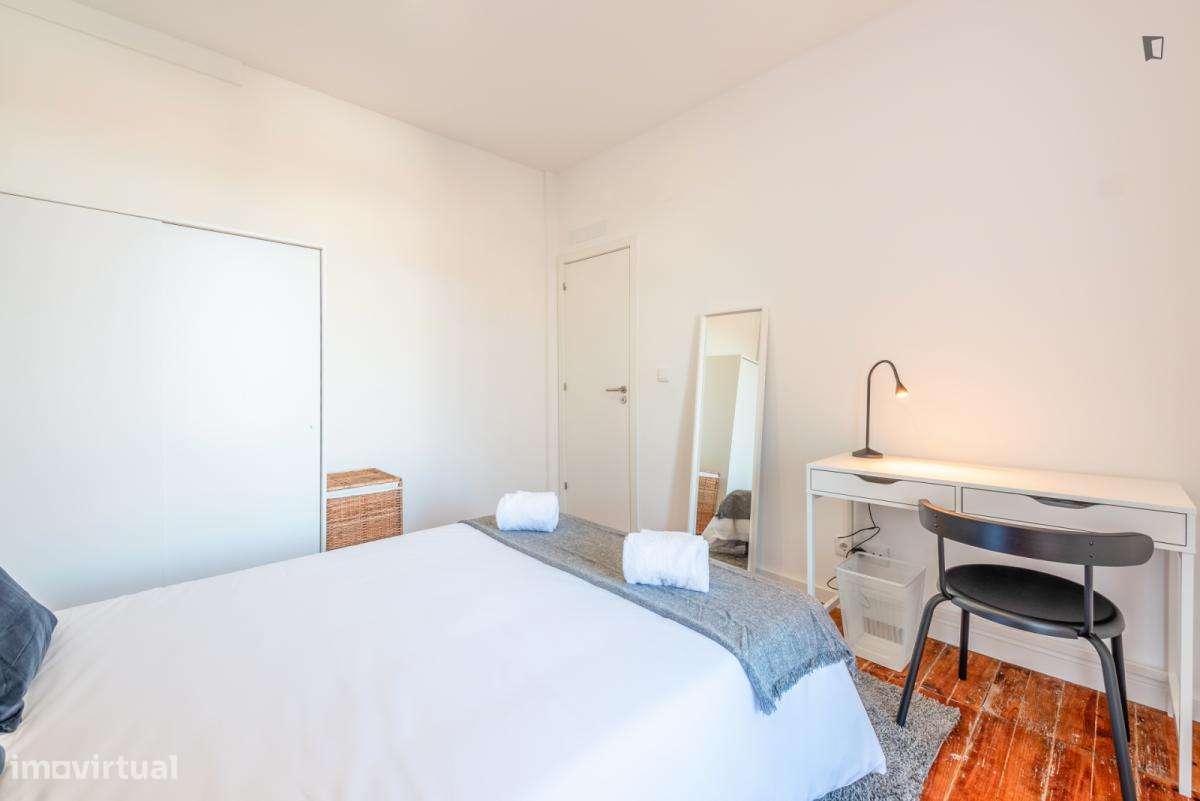 Quarto - localizado em Mouraria Lisbon - Grande imagem: 5/8