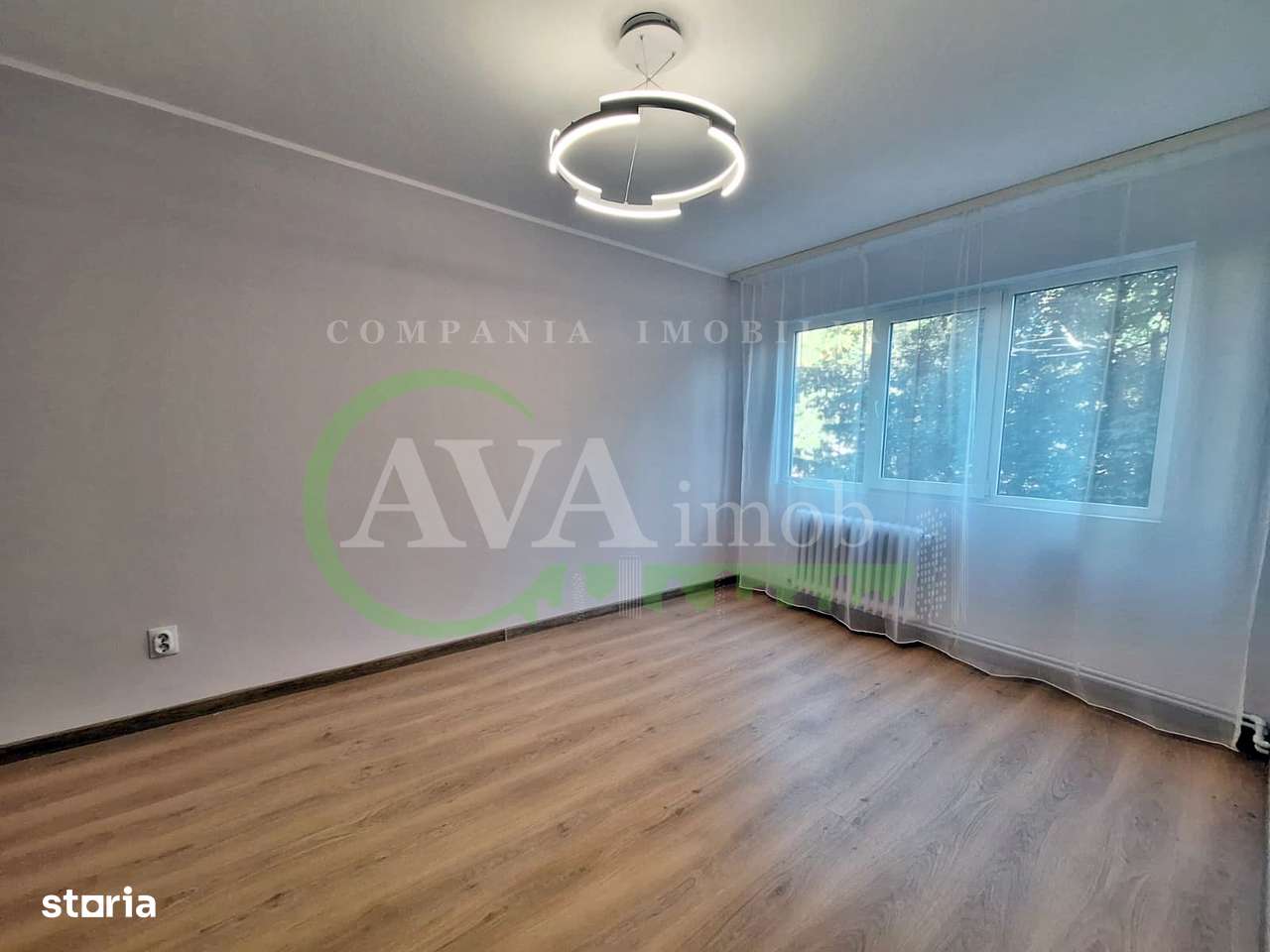 Apartament modern, 3 Camere, Etaj 3, 2 Balcoane - Cornisa Bistritei-8