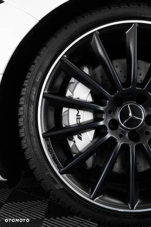 Mercedes-Benz Klasa A 35 AMG 4-Matic 7G-DCT - 39