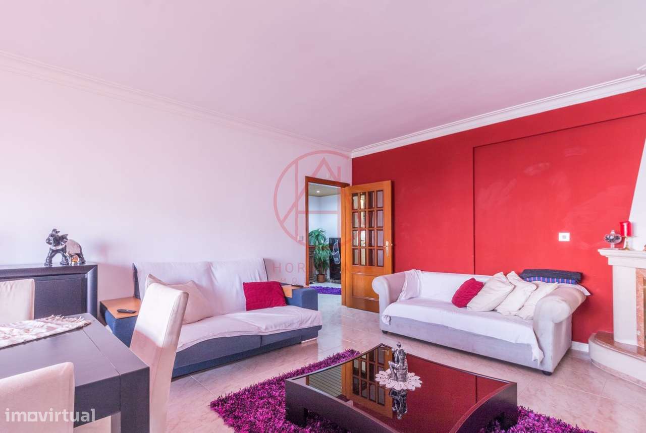 T2 Povoa de Santa Iria com varanda-37