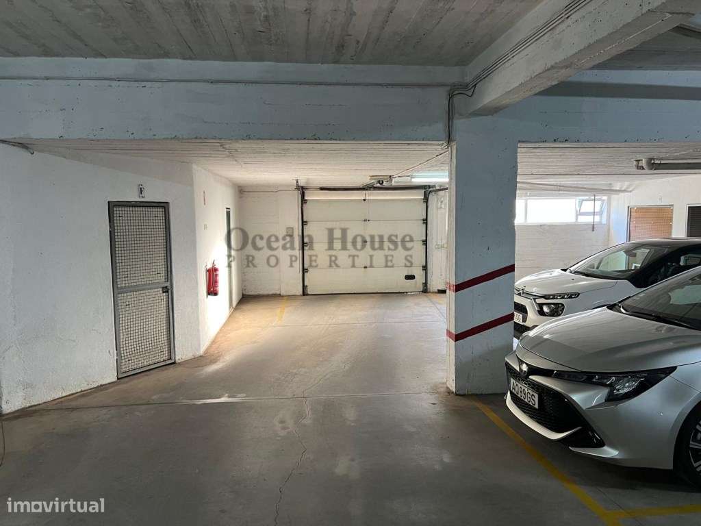 Apartamento com 3 quartos, piscina e garagem em Almancil.-23