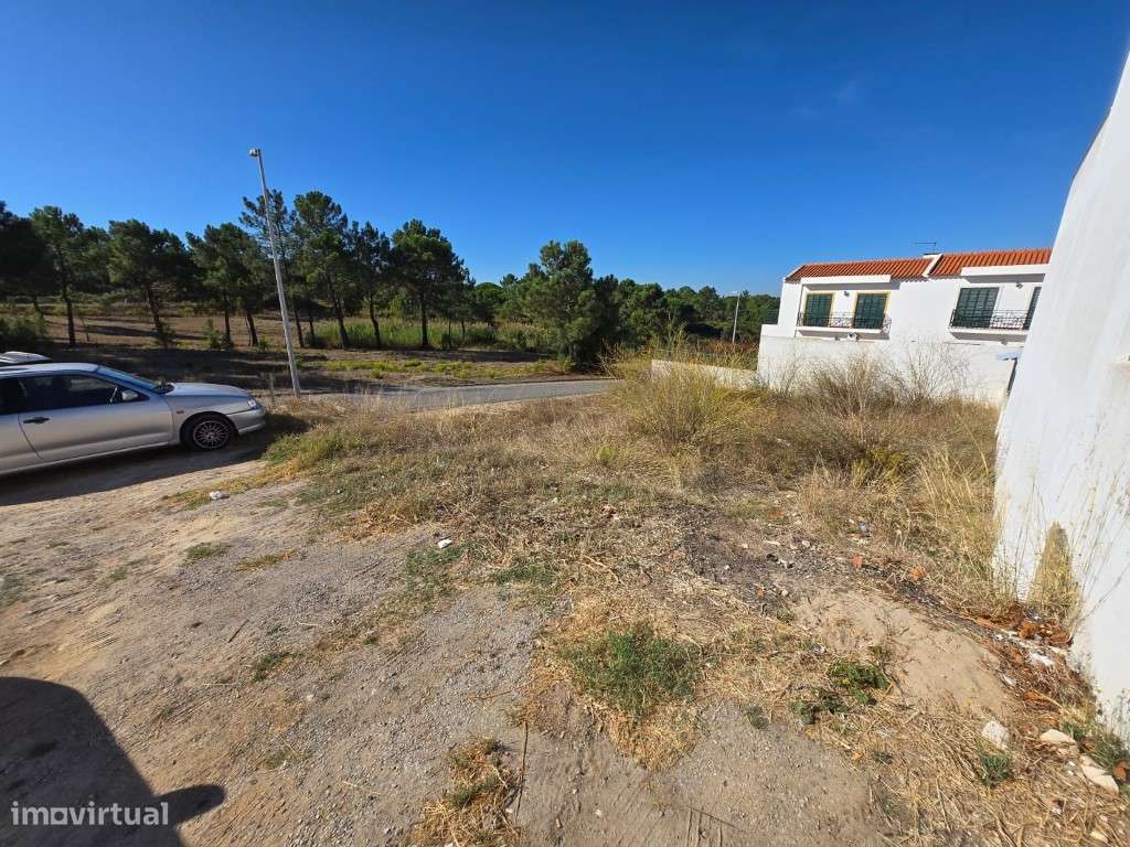 Lote de Terreno para Construção Moradia T4 - Grande imagem: 4/10