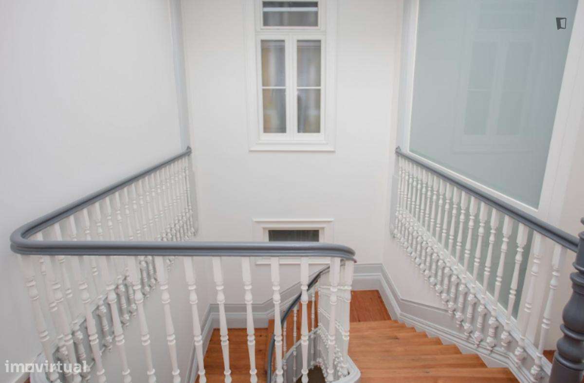 Apartamento com 2 quartos - localizado em Miragaia Porto - Grande imagem: 2/10