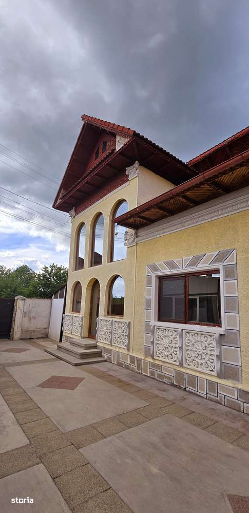 Voinesti -sat Lunca Dambovita , vanzare proprietate -casa si teren - Imagine principală: 3/19