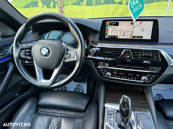 BMW Seria 5 520d AT - 11