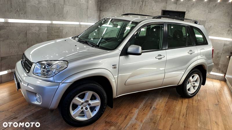 Toyota RAV4 2.0 VVT-i 4x4 - 15