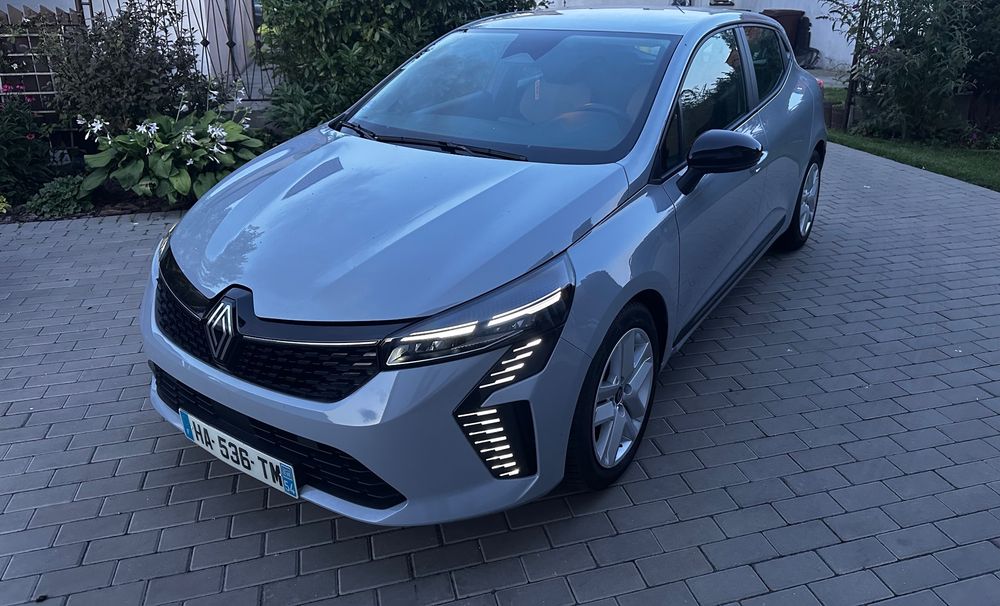 Renault Clio V (2019-2025) 1.6 E-TECH Full Hybrid 145 Techno 2024