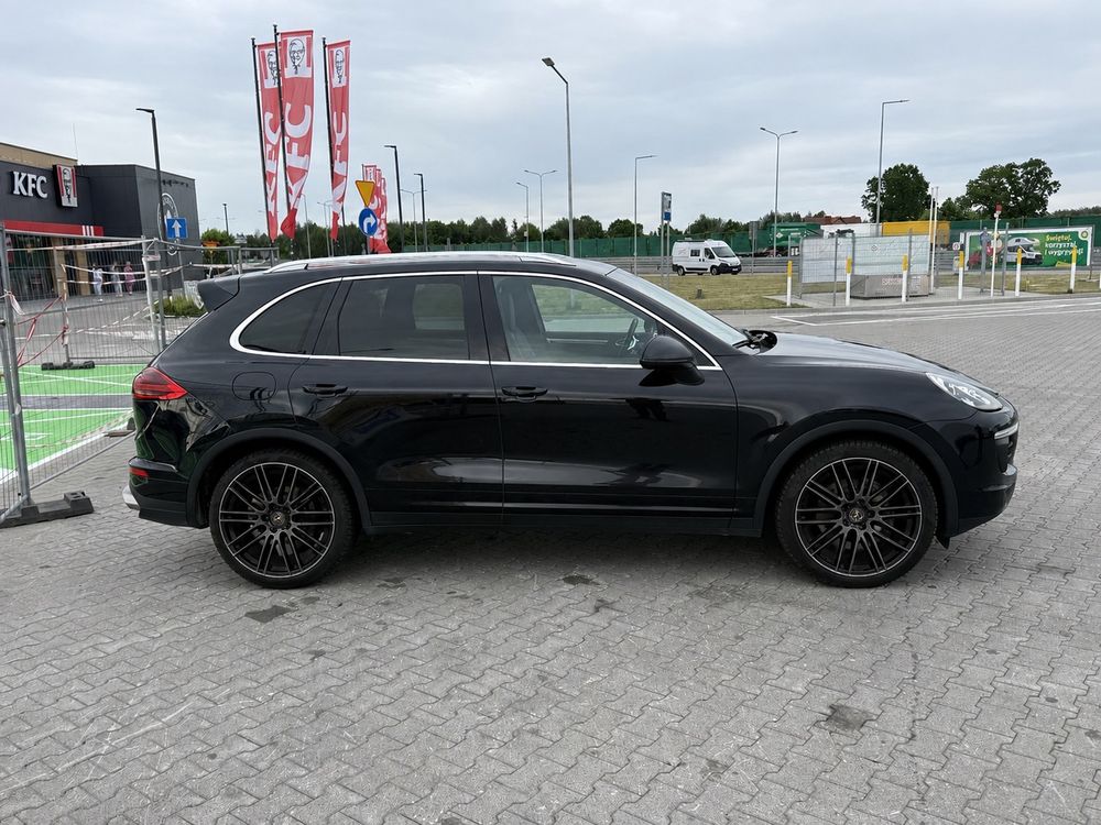 Porsche Cayenne II Diesel Platinum Edition 2016