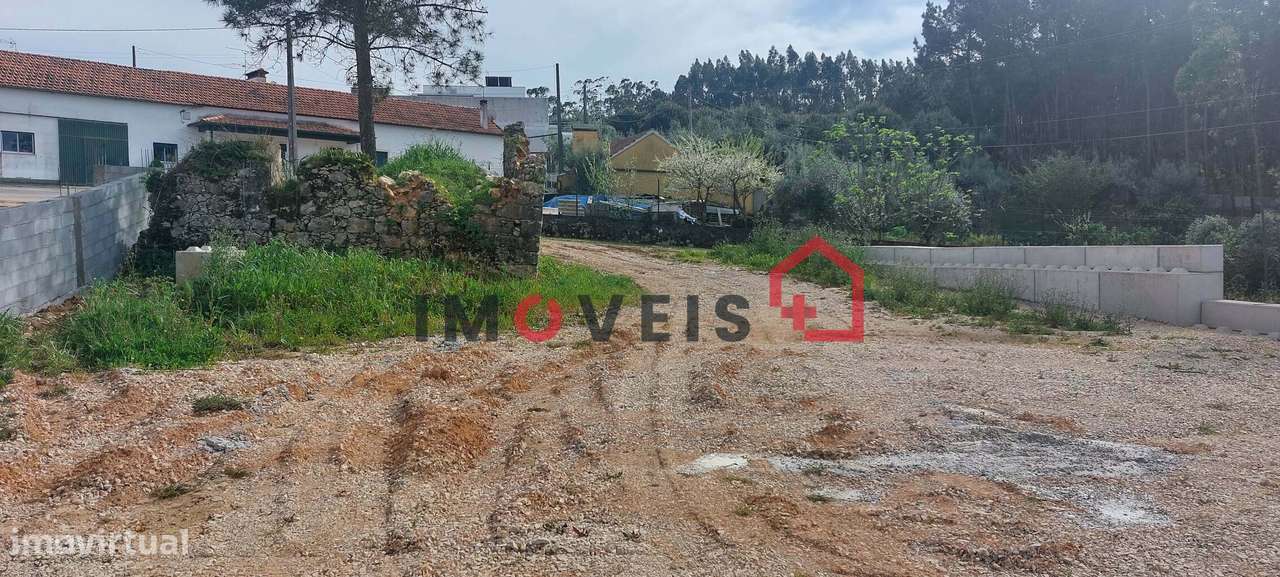 Ruína com poço - Grande imagem: 2/6